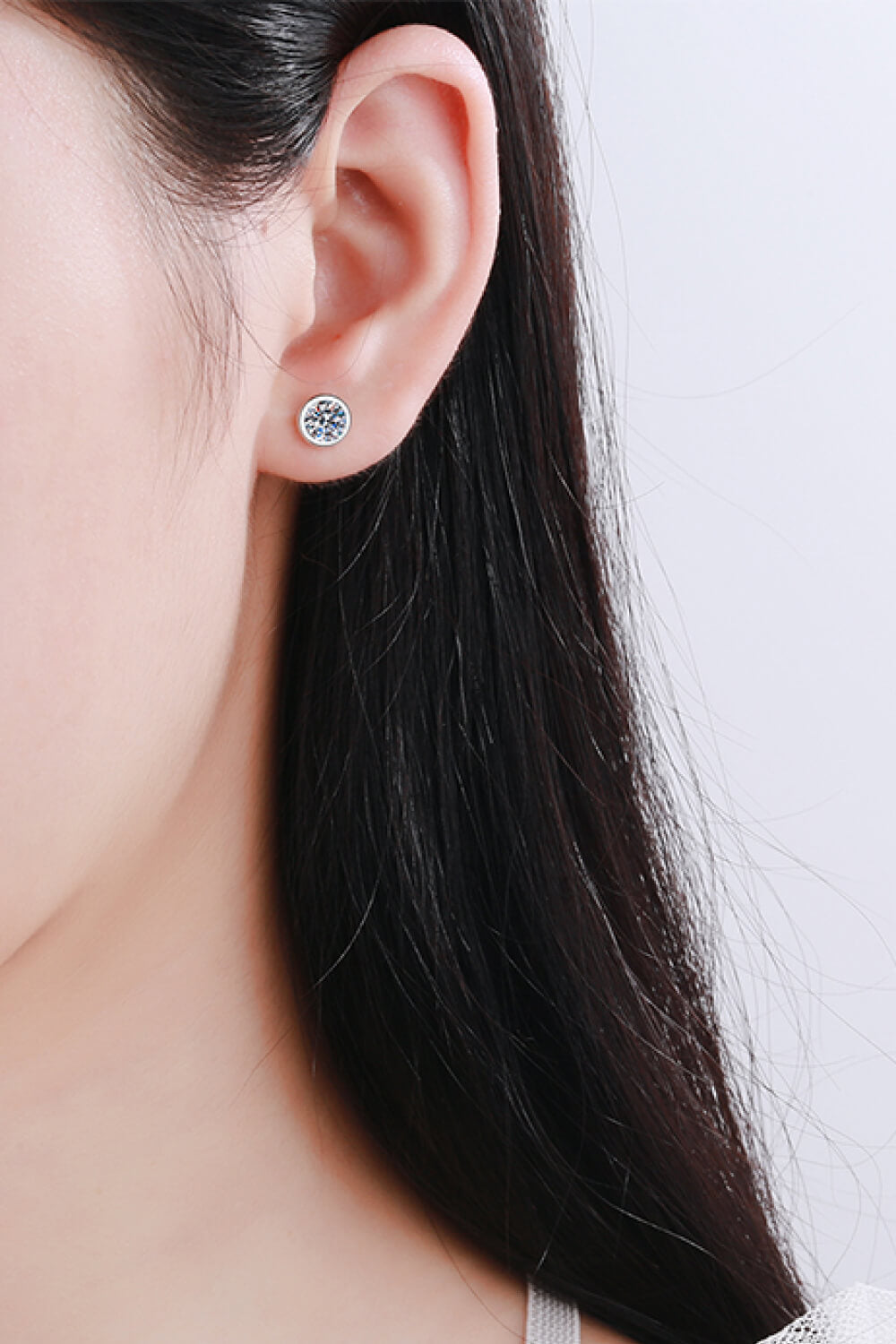 Inlaid 1 Carat Moissanite Stud Earrings | CozyCouture® - Stringspeed