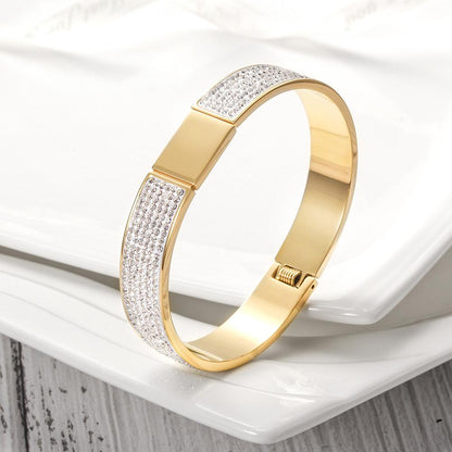 FLAWLESS PAVÉ BANGLE | CozyCouture® - Stringspeed