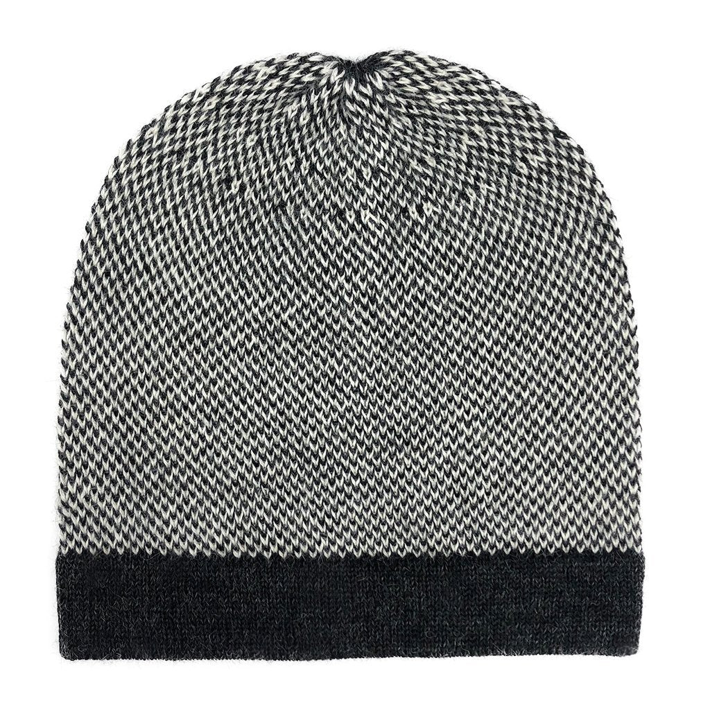 Midnight Interwoven Alpaca Beanie | CozyCouture® - Stringspeed