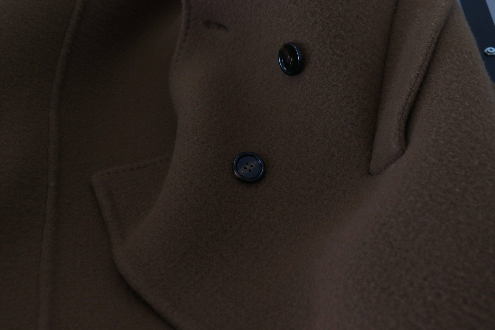 Dolce & Gabbana® Brown Coat - Stringspeed