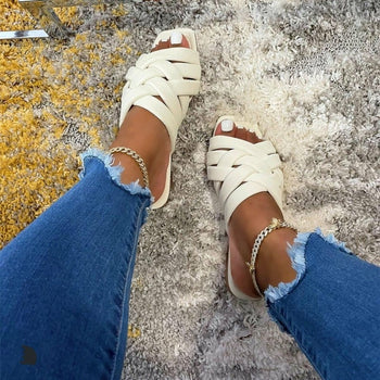 Leather Beach Sandals | CozyCouture® - Stringspeed
