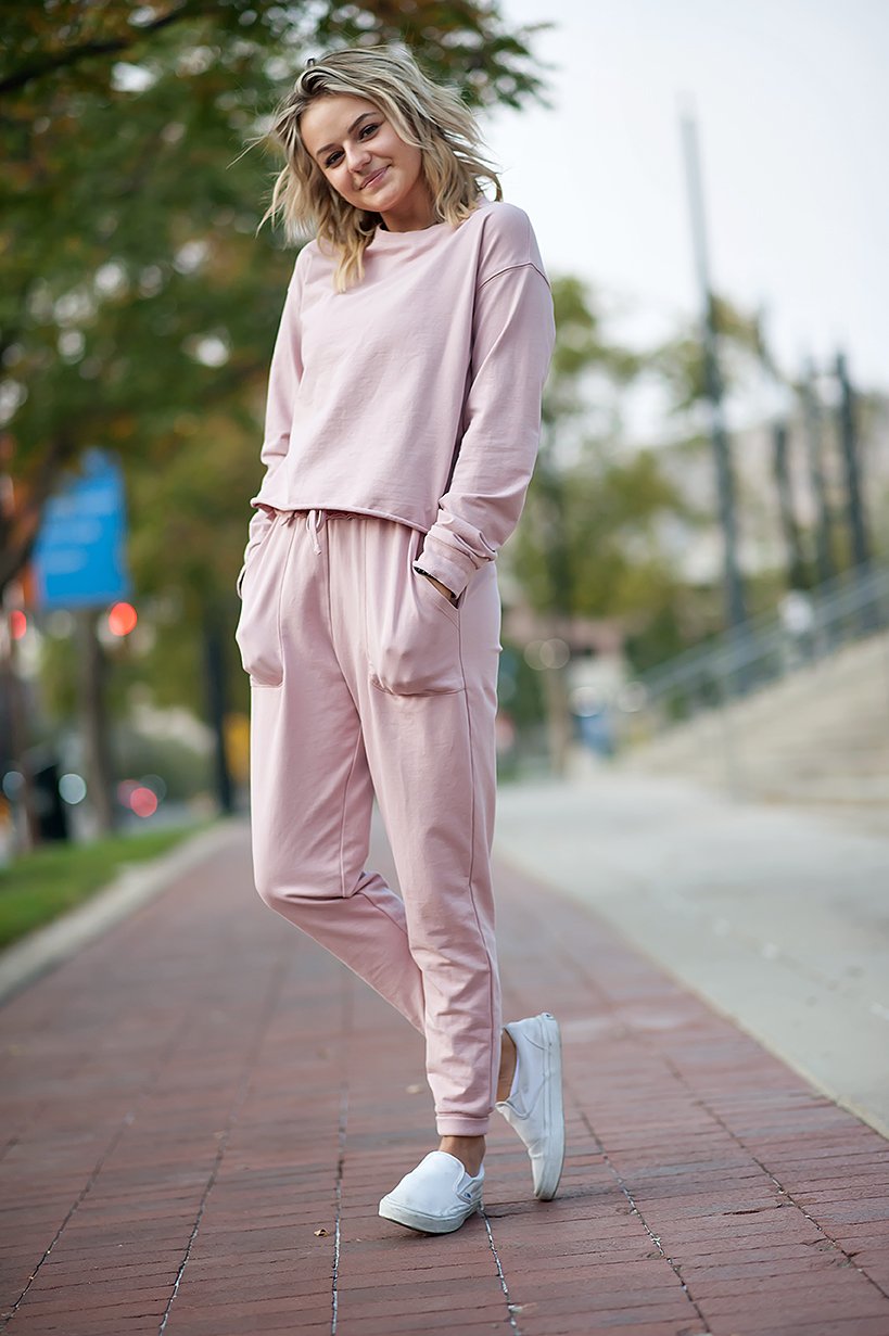 Sweatsuit Set in Blush Pink | CozyCouture® - Stringspeed